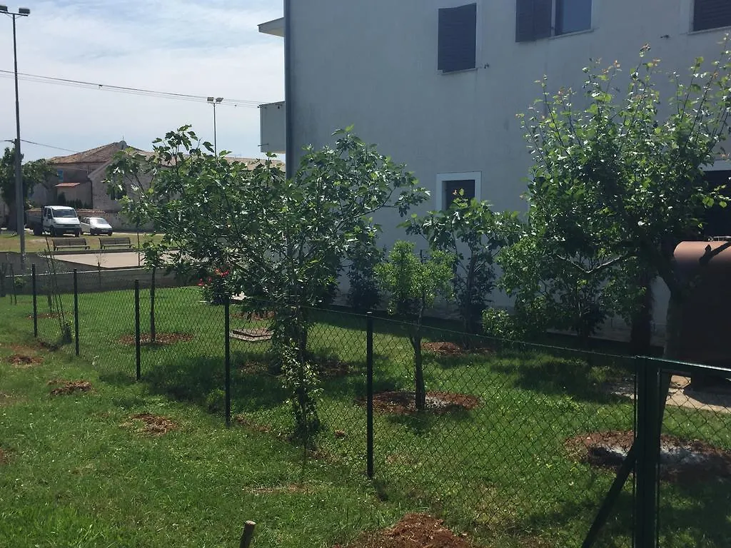 Apartment Vesna Veleniki 0*,